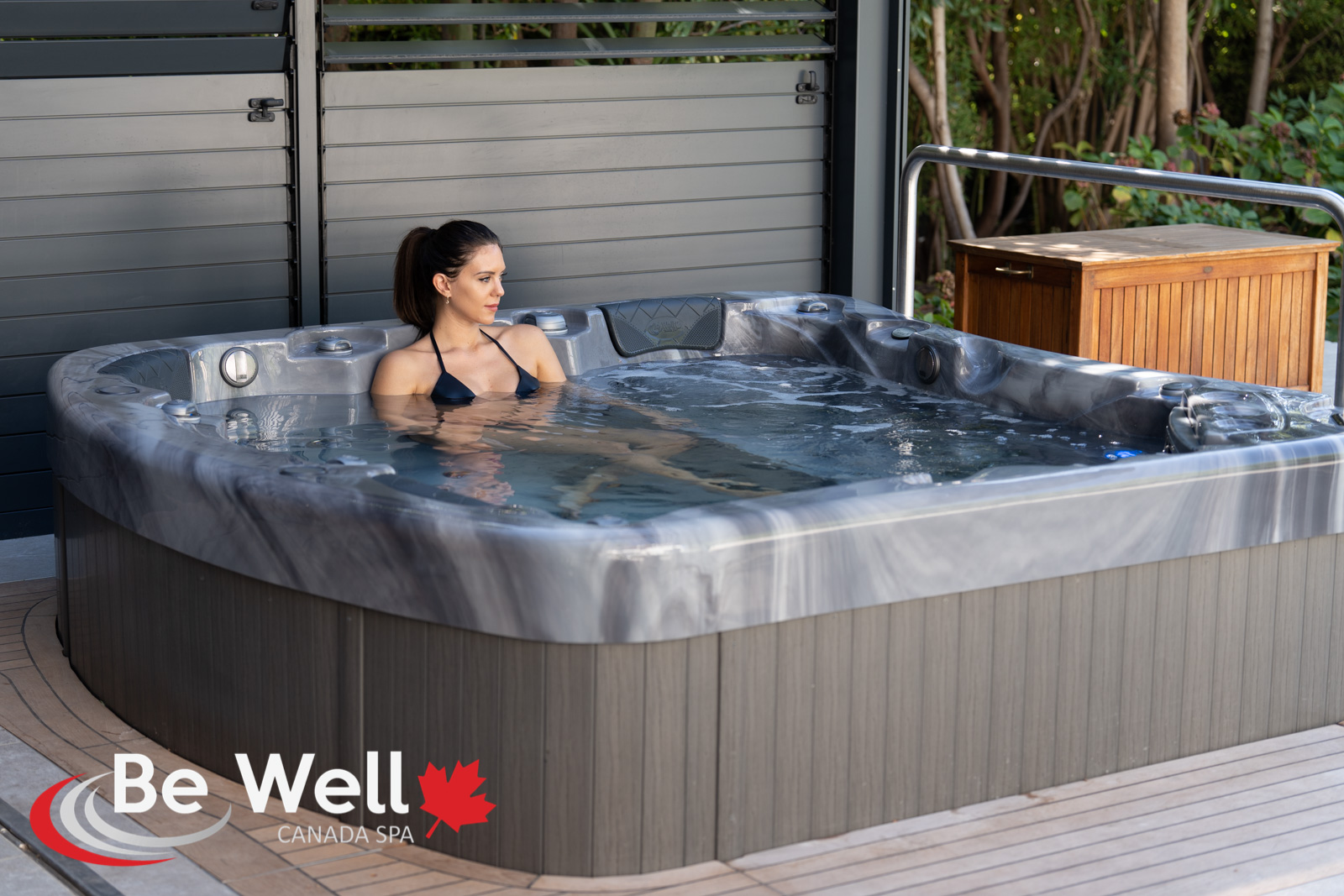 Spa 5 places Be Well Canada Spa semi-encastré